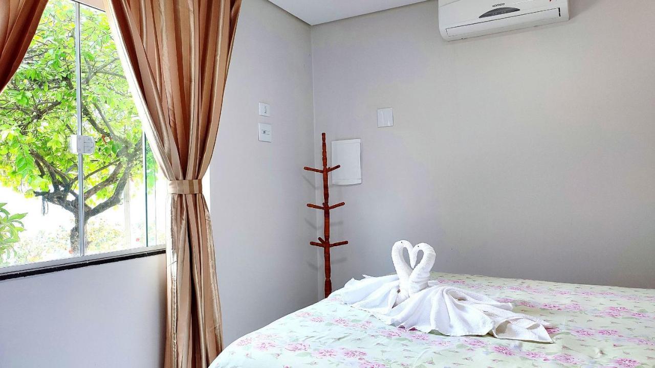フォス・ド・イグアス Linda Casa Bairro Tranquilo Prox Cataratasヴィラ エクステリア 写真