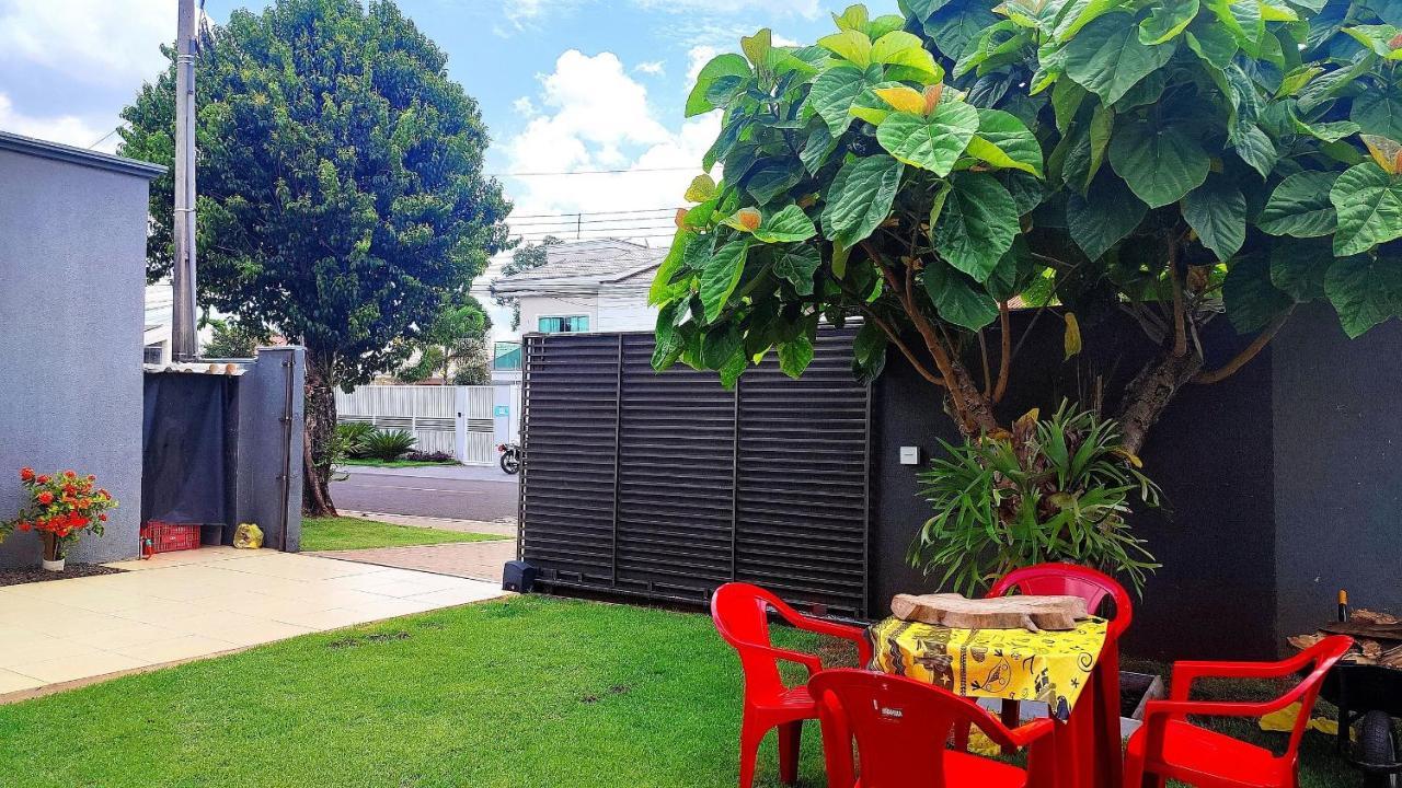 フォス・ド・イグアス Linda Casa Bairro Tranquilo Prox Cataratasヴィラ エクステリア 写真