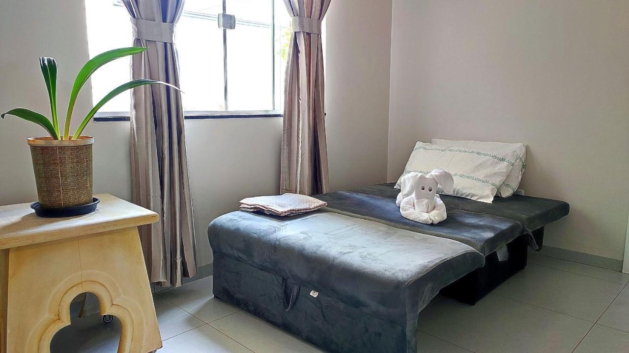 フォス・ド・イグアス Linda Casa Bairro Tranquilo Prox Cataratasヴィラ エクステリア 写真