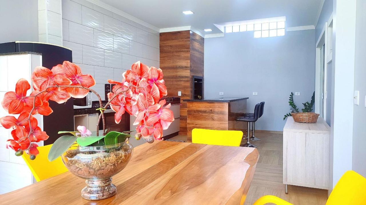 フォス・ド・イグアス Linda Casa Bairro Tranquilo Prox Cataratasヴィラ エクステリア 写真