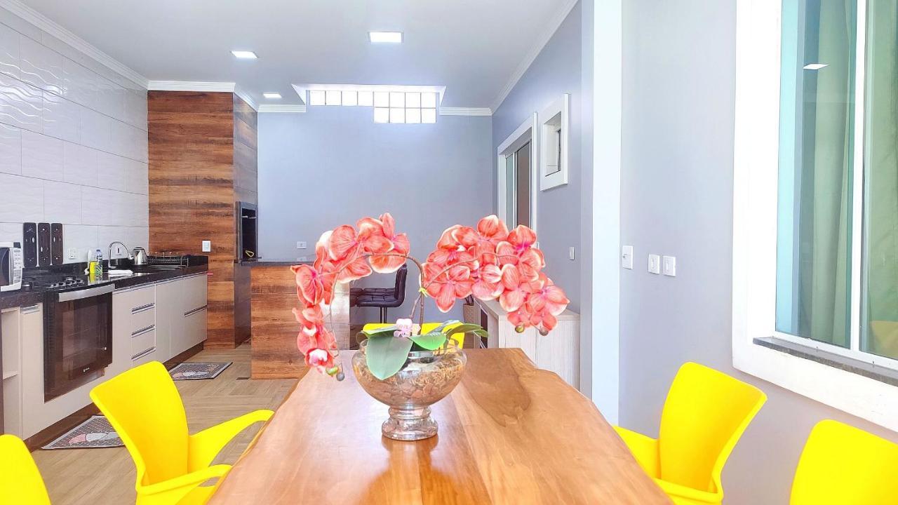 フォス・ド・イグアス Linda Casa Bairro Tranquilo Prox Cataratasヴィラ エクステリア 写真