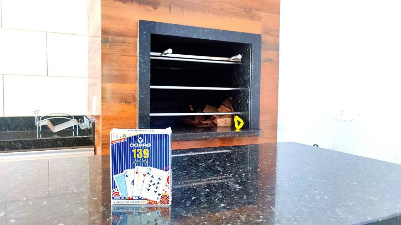 フォス・ド・イグアス Linda Casa Bairro Tranquilo Prox Cataratasヴィラ エクステリア 写真